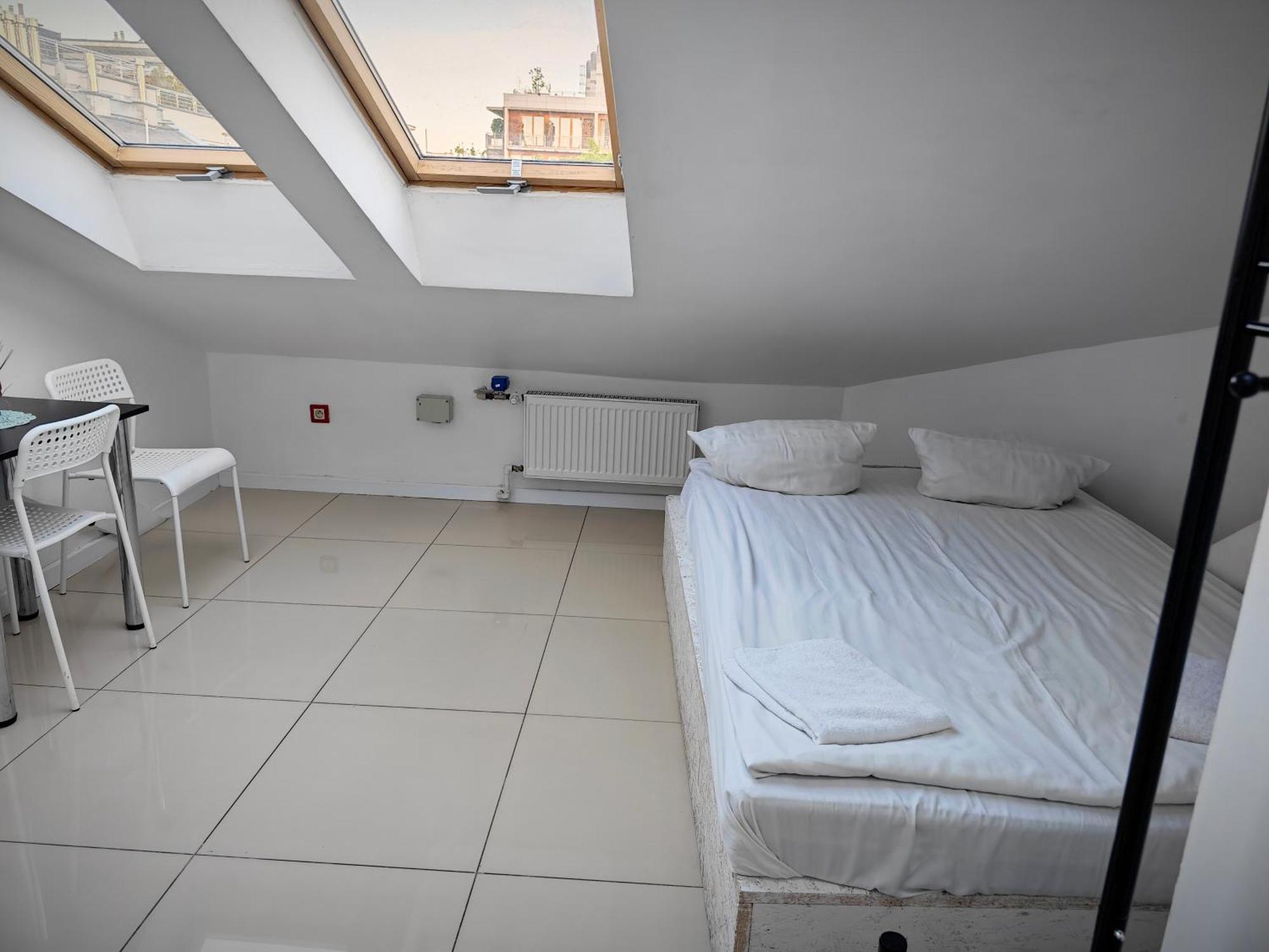 Apartamenty Hoza Attic Studio Warszawa Værelse billede