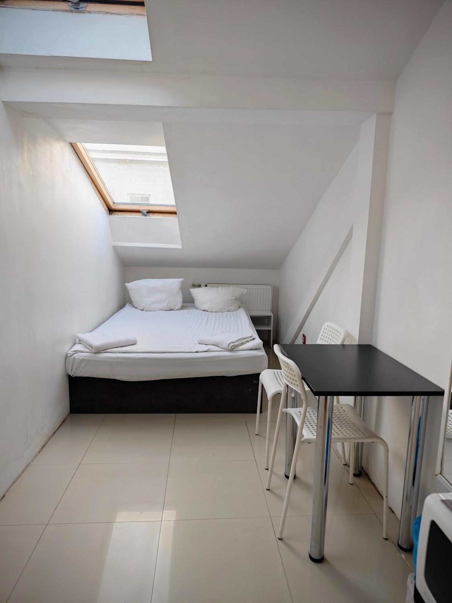 Apartamenty Hoza Attic Studio Warszawa Værelse billede