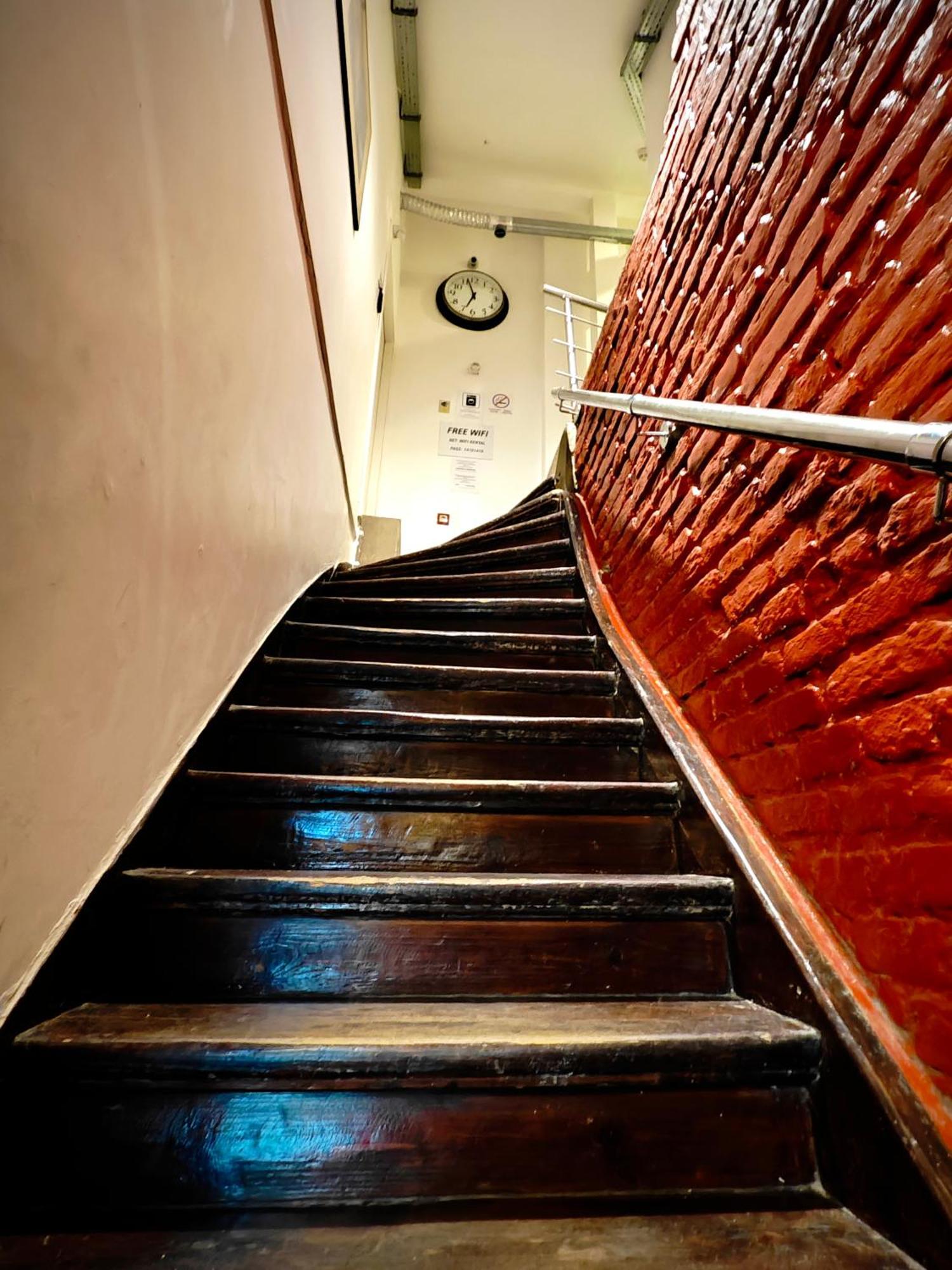 Apartamenty Hoza Attic Studio Warszawa Eksteriør billede